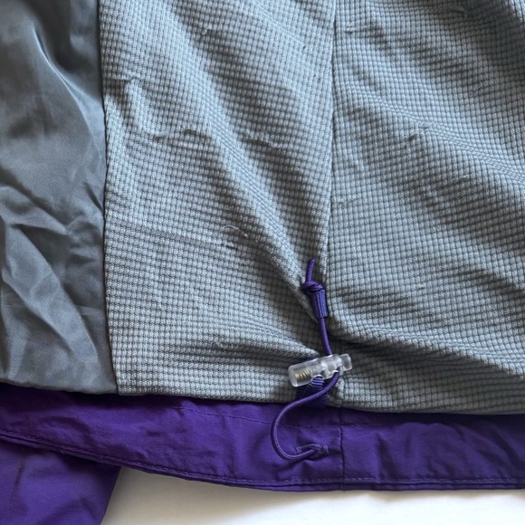 Marmot Hooded Rain Jacket Womens XS Purple Wind Breaker Waterproof Light Pockets - Picture 9 of 16